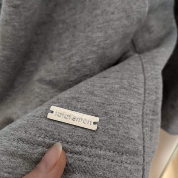 Lululemon Wrap Sweater / Wrap Jacket - Size 4 - Picture 3 of 6